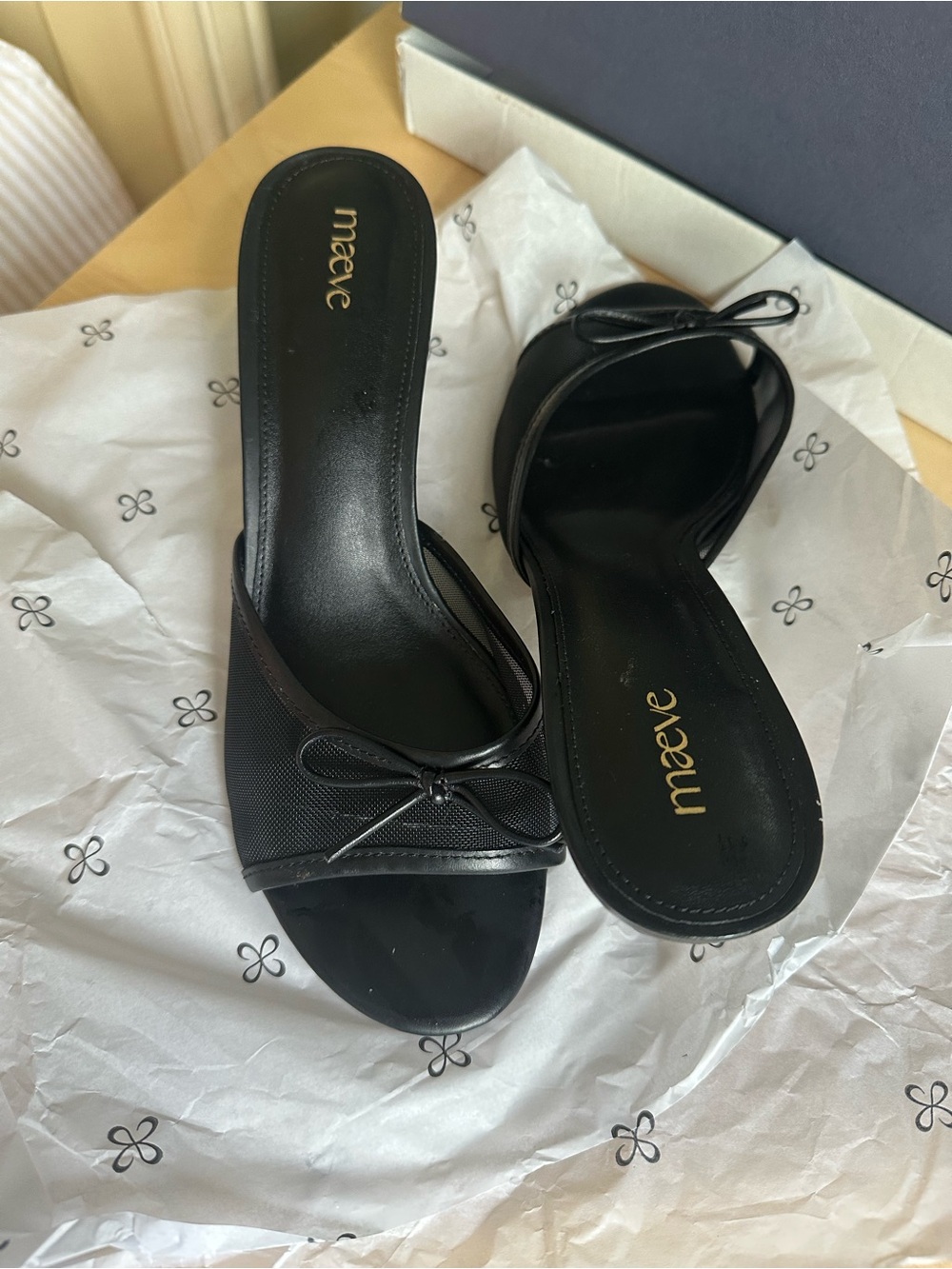 Anthropologie Maeve Black open toe kitten heels with Bow Accent